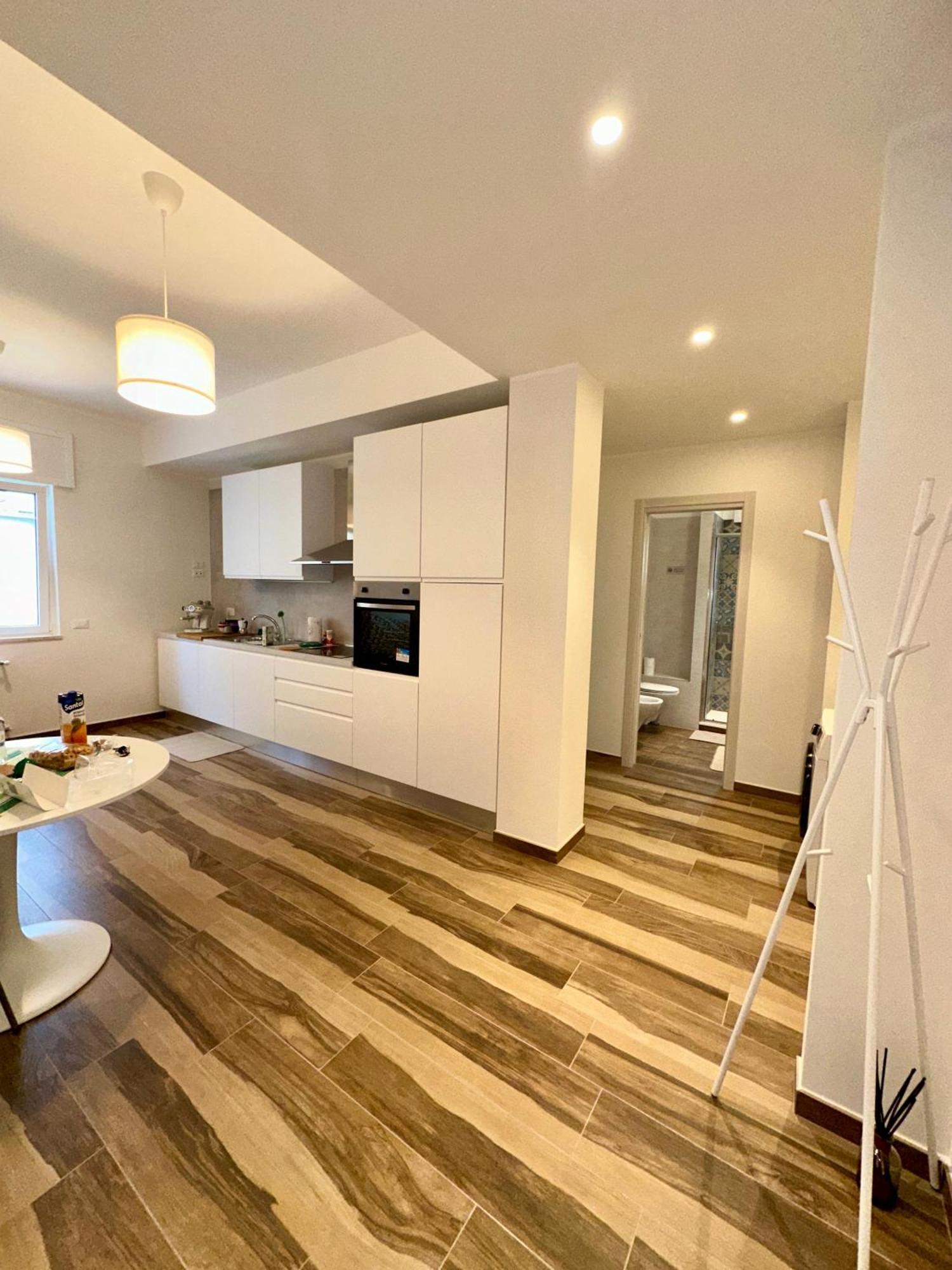 Rainbow Luxury - Sea View Apartament Bari