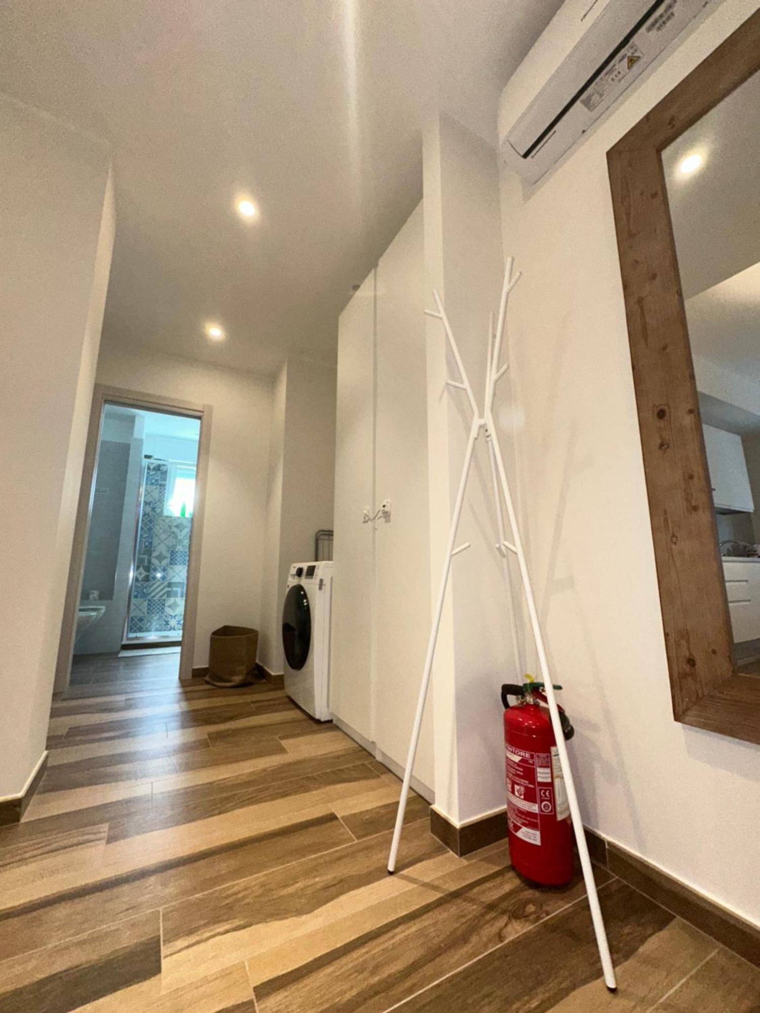 Rainbow Luxury - Sea View Apartament *